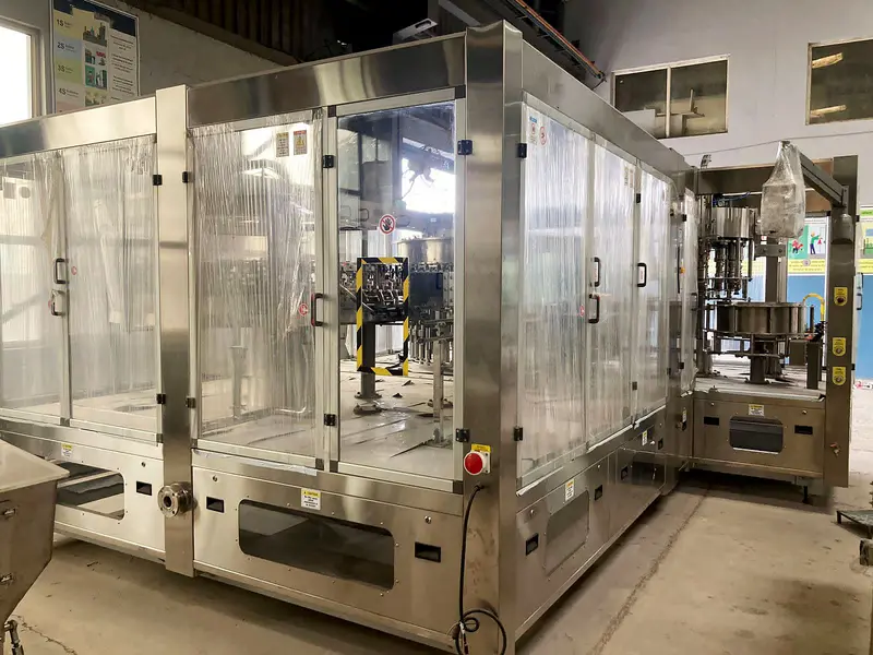 Photo #2 of New PET filling monoblock for CSD up to 15000 bph