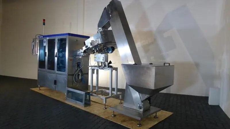 Photo #1 of Used Capping Machine Tetra Cap Applicator 47 TCAP-47