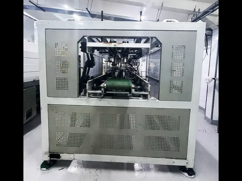 Photo #3 of Used automatic wrap around packer Vanta 2100 bph