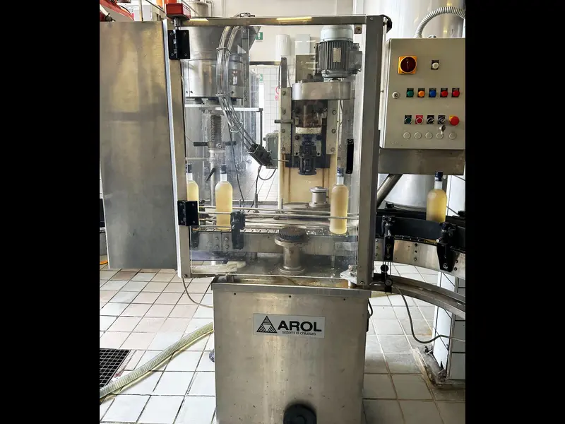 Photo #1 of Used capping machine AROL 1 T
