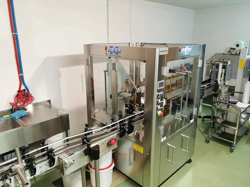 Photo #2 of Used Labeling Machine Cimec cold glue up to 4000 bph year 2020