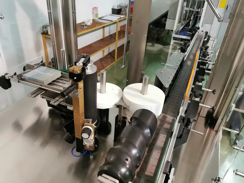 Photo #3 of Used Labeling Machine Cimec cold glue up to 4000 bph year 2020