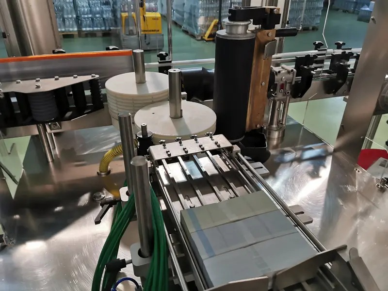 Photo #8 of Used Labeling Machine Cimec cold glue up to 4000 bph year 2020