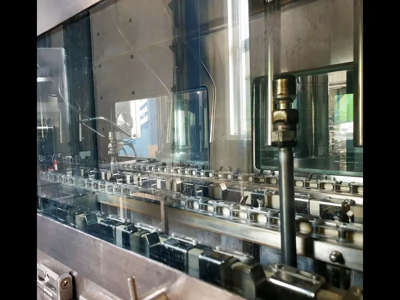 Photo #11 of Used filling monoblock Galdi up to 6000 bph