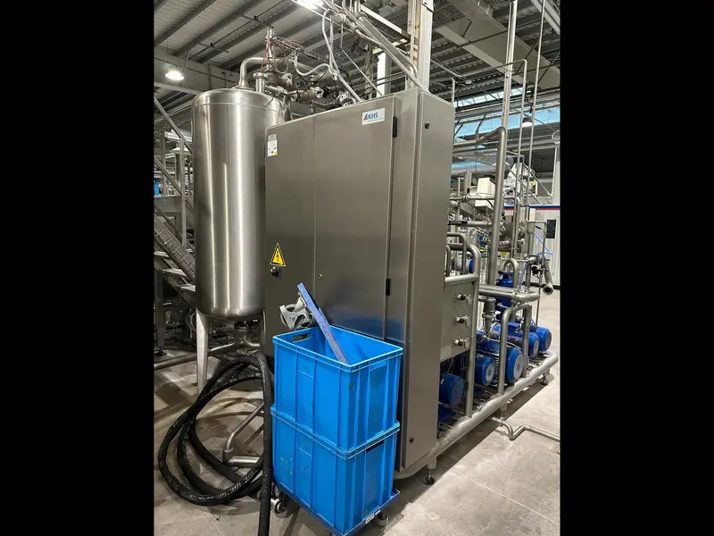 Photo #10 of Used bottling Line KHS up to 19000 bph 1.5L for Soft Drinks