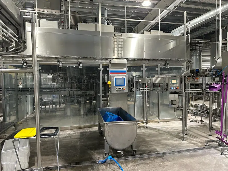 Photo #17 of Used bottling Line KHS up to 19000 bph 1.5L for Soft Drinks