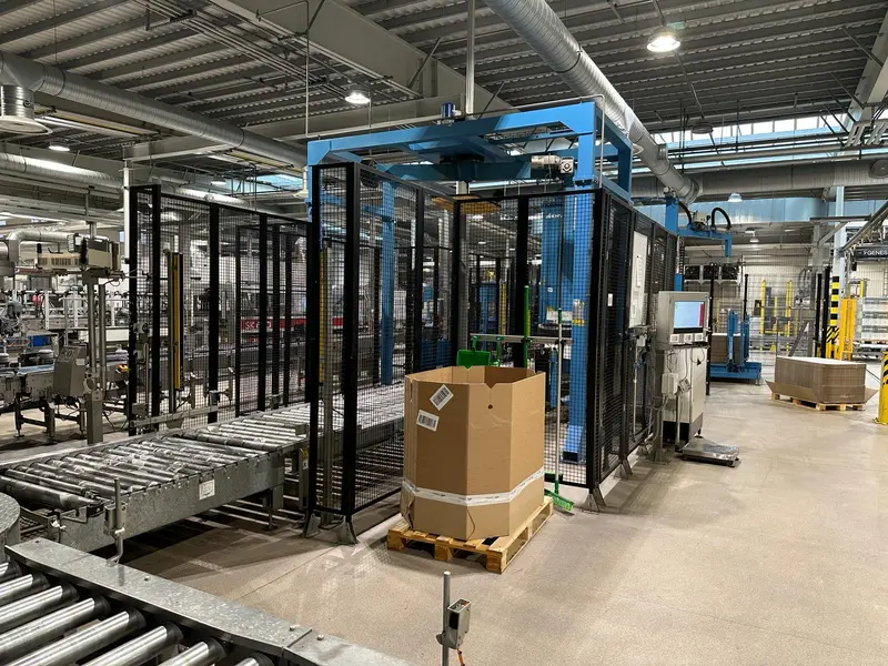 Photo #25 of Used bottling Line KHS up to 19000 bph 1.5L for Soft Drinks