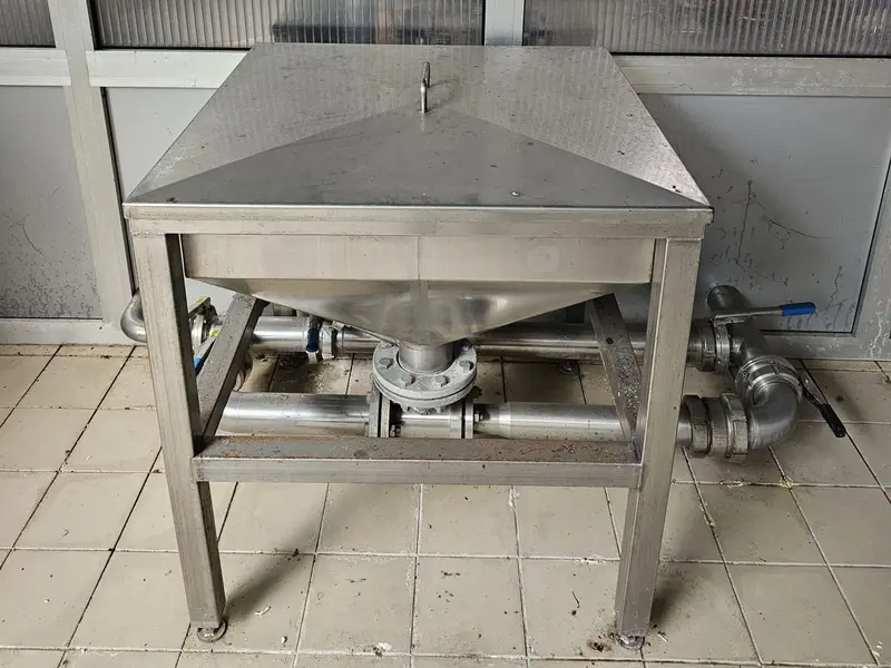 Photo #13 of Used Syrup Room up to 6000 L/h