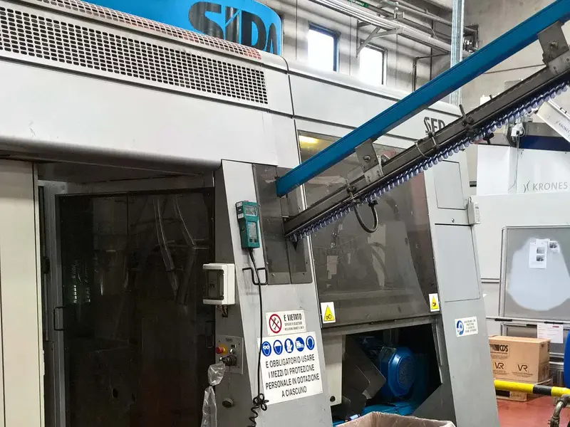 Photo #3 of Used Blow Molding Machine Sipa SFR 16