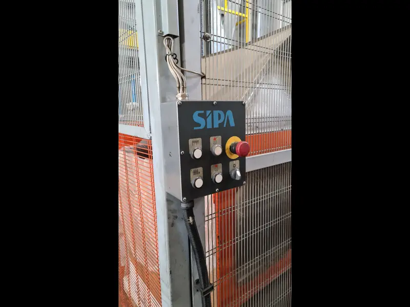 Photo #16 of Used Blow Molding Machine Sipa SFR 16