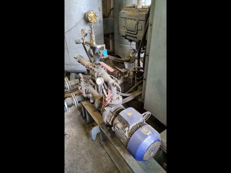 Photo #18 of Used Blow Molding Machine Sipa SFR 16