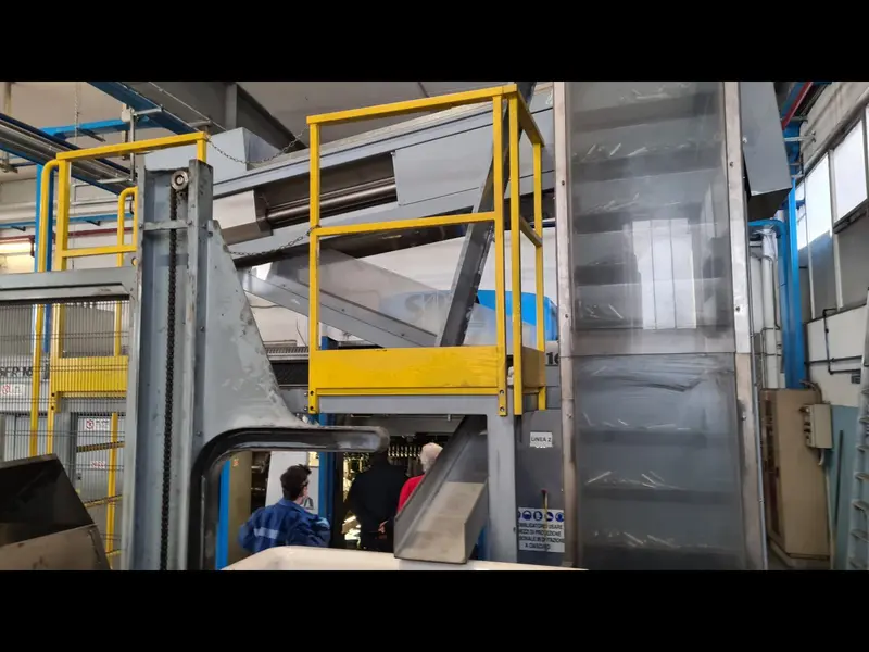 Photo #21 of Used Blow Molding Machine Sipa SFR 16