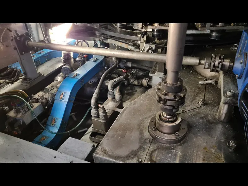 Photo #36 of Used Blow Molding Machine Sipa SFR 16