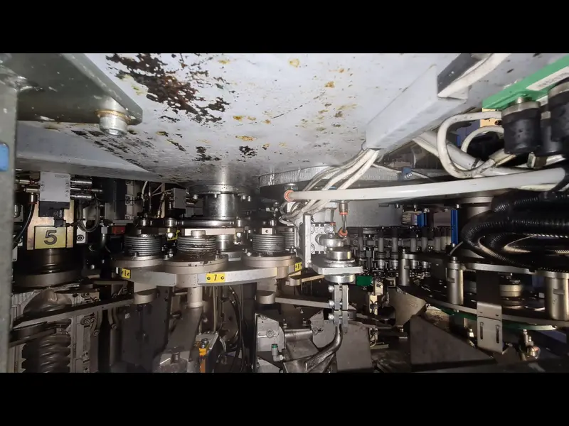 Photo #40 of Used Blow Molding Machine Sipa SFR 16