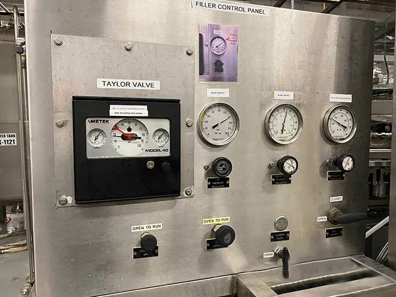 Photo #10 of Used Filler KHS and Angelus PRO 120L Seamer for cans