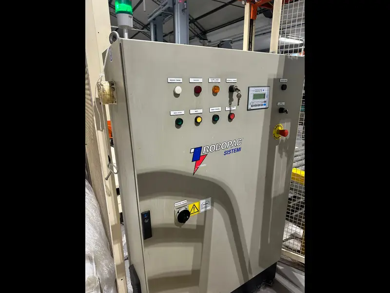 Photo #5 of Used Pallet Wrapper ROBOPAC up to 9000 bph