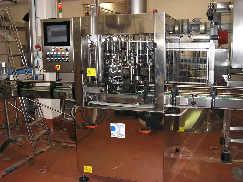 Photo #2 of Hot fill new filling machine up to 4500 Lt/h