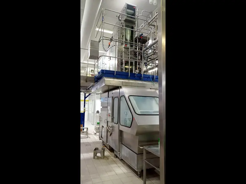 Photo #1 of Used Filling Line Tetra Pak TBA8 1000 Slim up to 6000 bph