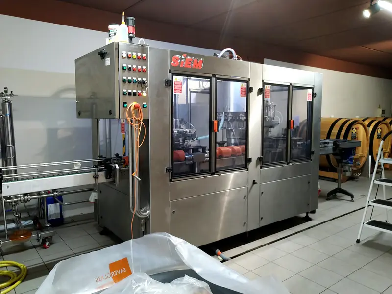 Photo #1 of Used Filling Monoblock SIEM up to 1000 bph
