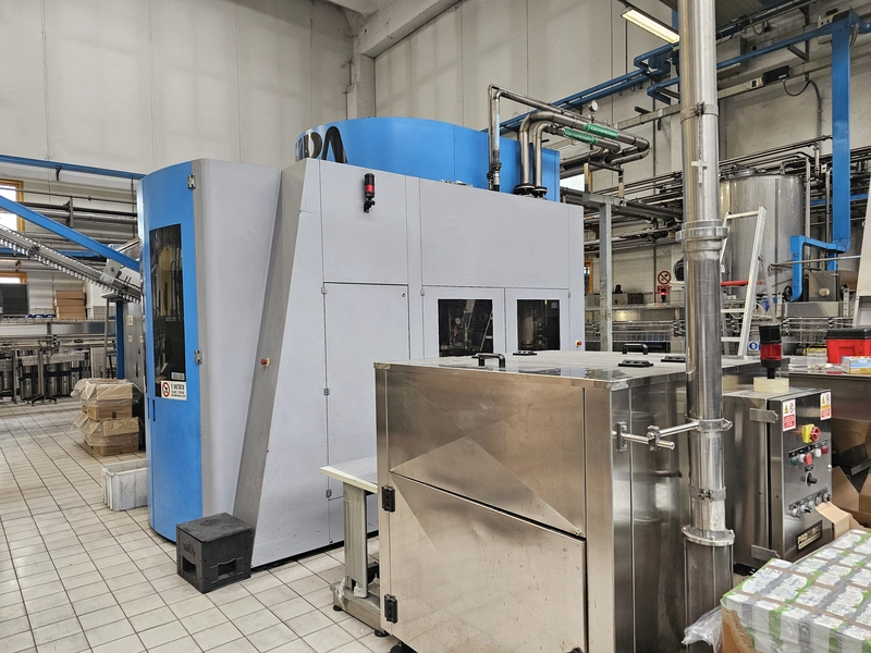 Photo #1 of Used  Isobaric Bottling line PROCOMAC up to 13000 bph