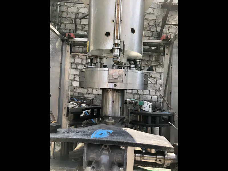 Photo #6 of Used Capping Machine Arol up to 4000 bph