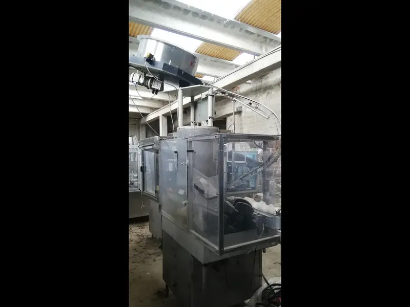 Photo #2 of Used Capping Machine BERTOLASO up to 4500 bph