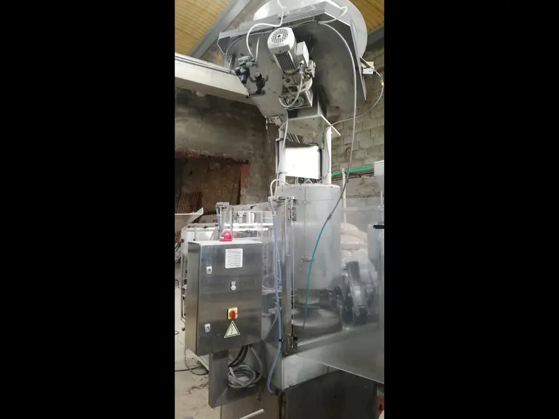 Photo #4 of Used Capping Machine BERTOLASO up to 4500 bph
