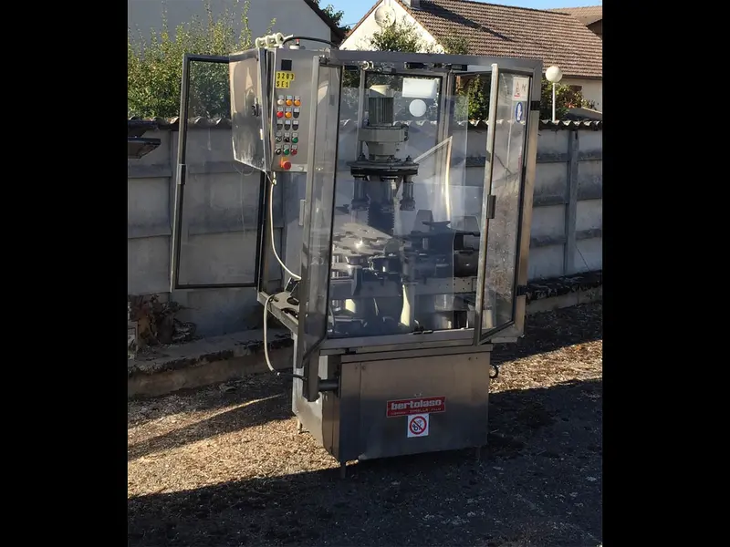 Photo #3 of Used Overhauled Capsuling Machine Bertolaso ZETA 105 up to 5000 bph