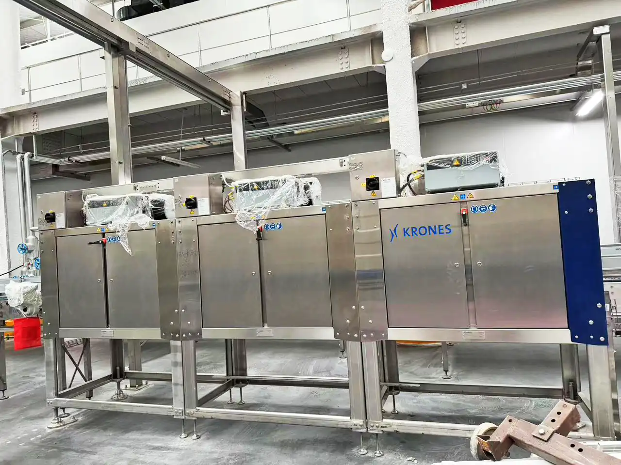 Photo #13 of Used Complete Bottling Line Krones for Still products 48000 bph