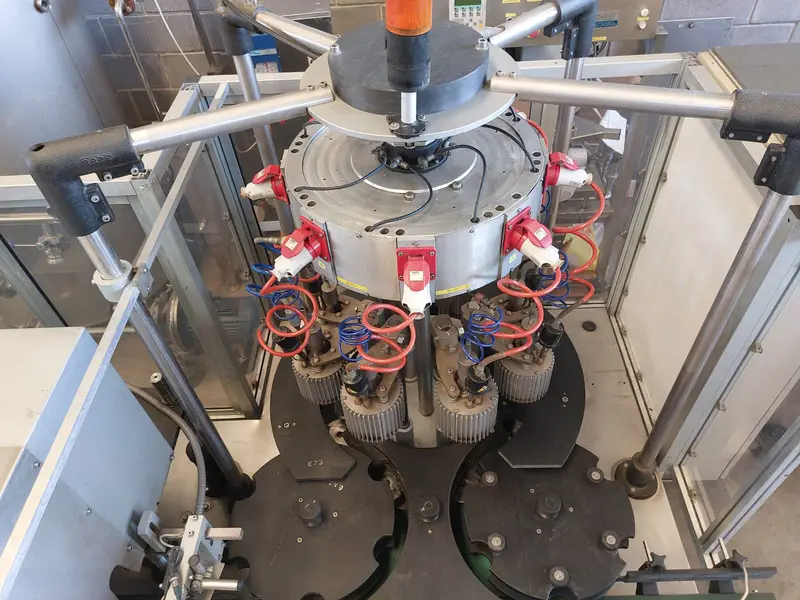 Photo #5 of Used capsuling Machine ROBINO GALANDRINO up to 15000 bph