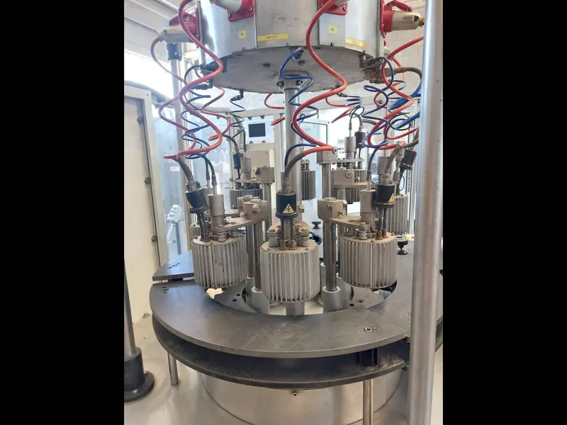 Photo #6 of Used capsuling Machine ROBINO GALANDRINO up to 15000 bph