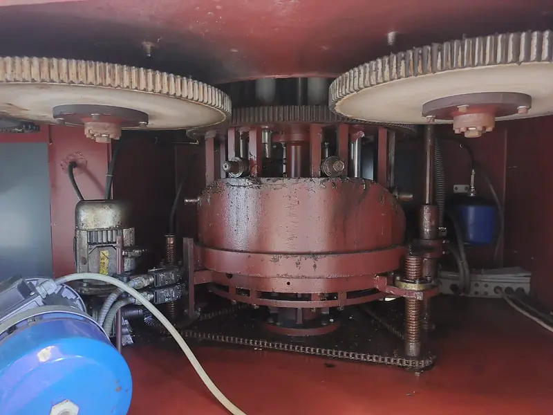 Photo #11 of Used capsuling Machine ROBINO GALANDRINO up to 15000 bph