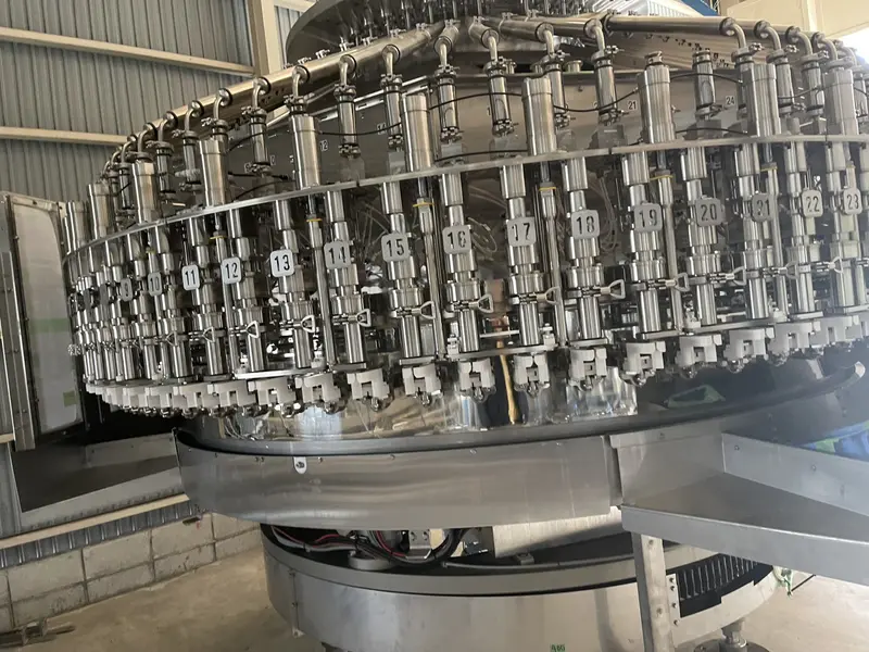 Photo #1 of Used Filling Monoblock MITSUBISHI up to 39000 BPH