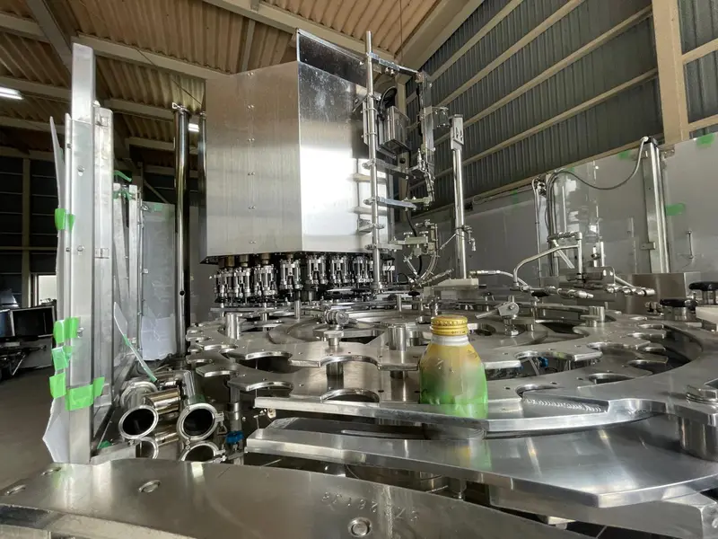 Photo #2 of Used Filling Monoblock MITSUBISHI up to 39000 BPH