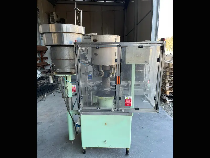 Photo #4 of Used Capping Machine BERTOLASO plastic T stopper up to 7000 bph