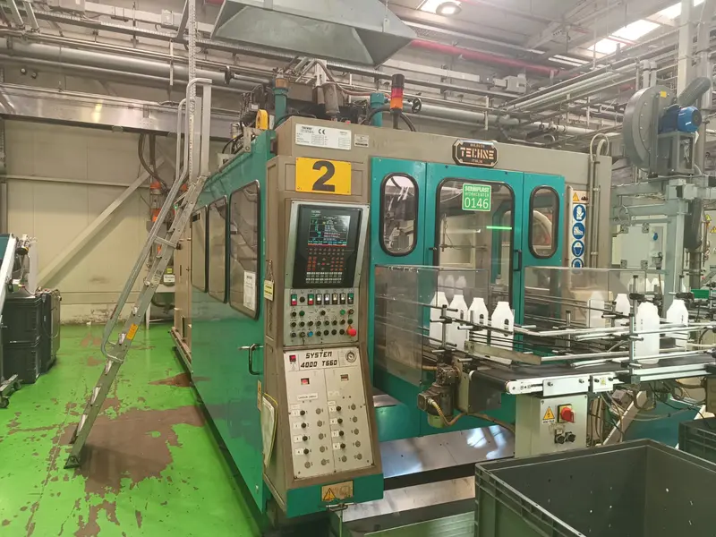 Photo #1 of Used HDPE 4+4 Blow Molding Machine TECHNE SYSTEM up to 2700 bph