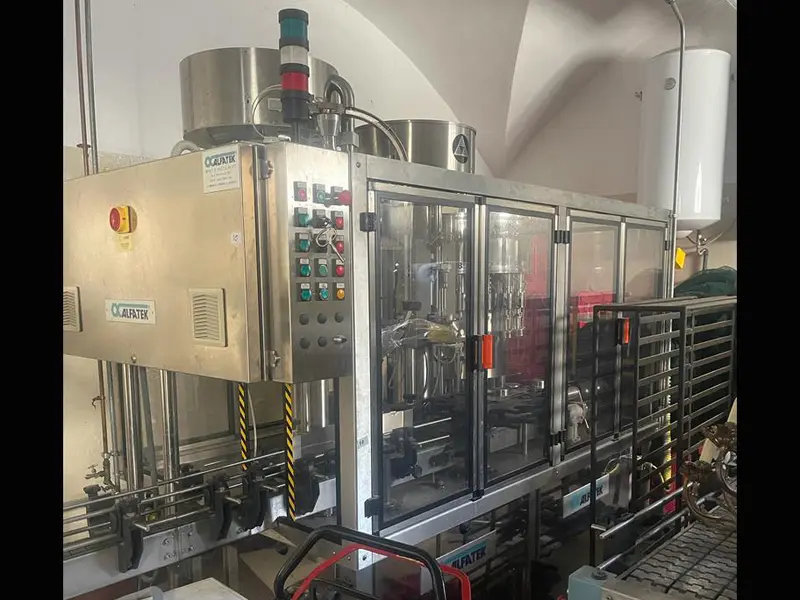 Photo #1 of Used Filling Monoblock ALFATEK 15/1 up to 2700 bph