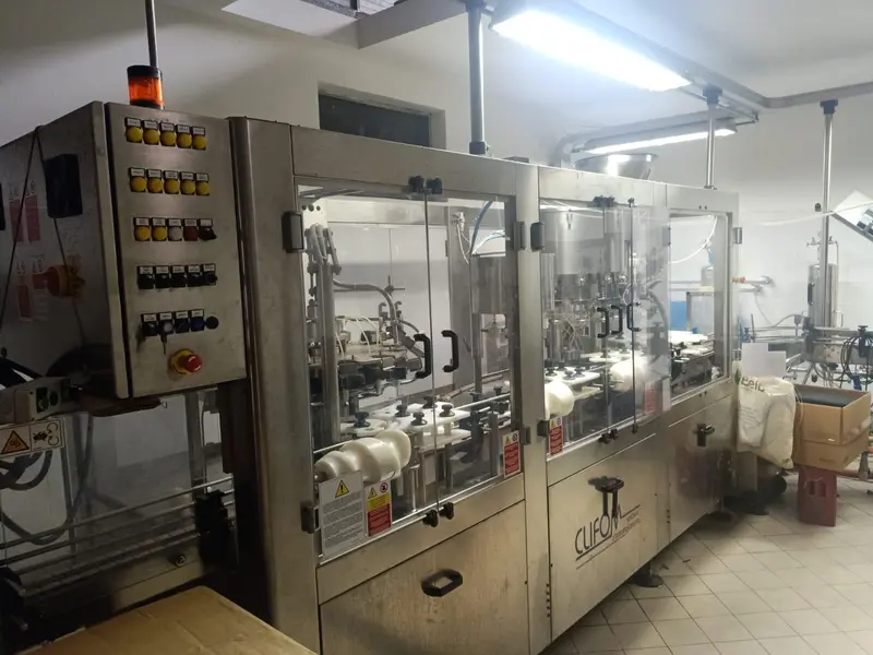 Photo #1 of Used Filling Monoblock CLIFOM A12/3/E12/1S up to 2000 bph