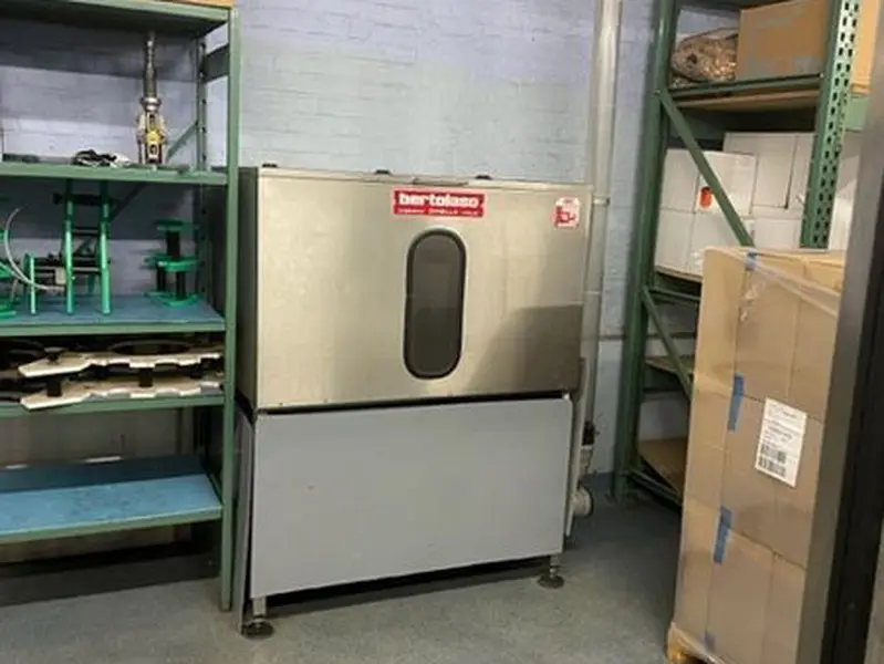 Photo #6 of Used bottling Line BERTOLASO for still wine