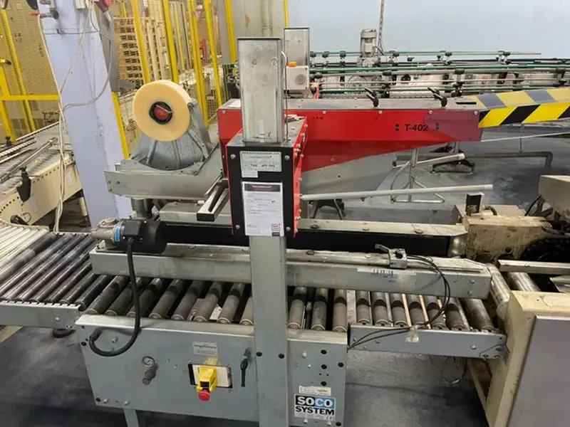 Photo #13 of Used bottling Line BERTOLASO for still wine