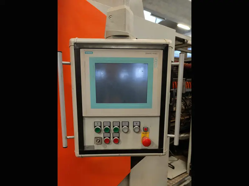 Photo #3 of Used Blow Molding Machine KOSME KSB 4L up to 6800 bph