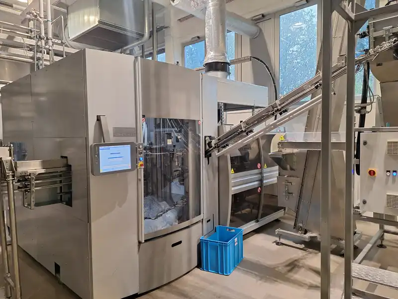 Photo #1 of Used Bottling Line for sparkling beverages up to 9000 bph