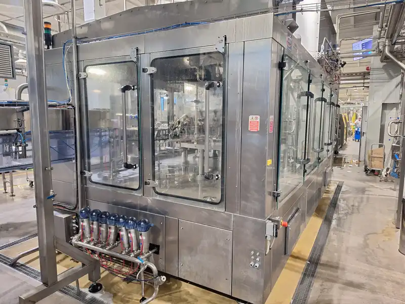 Photo #6 of Used Bottling Line for sparkling beverages up to 9000 bph