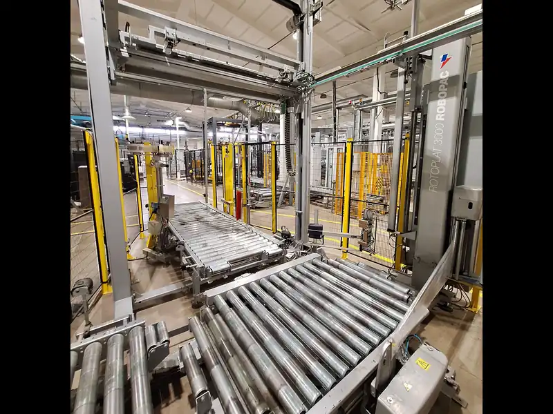 Photo #34 of Used Bottling Line for sparkling beverages up to 9000 bph