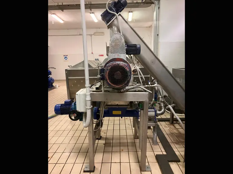 Photo #3 of Used Line for oil production ALFALAVAL up to 1500 kg/h