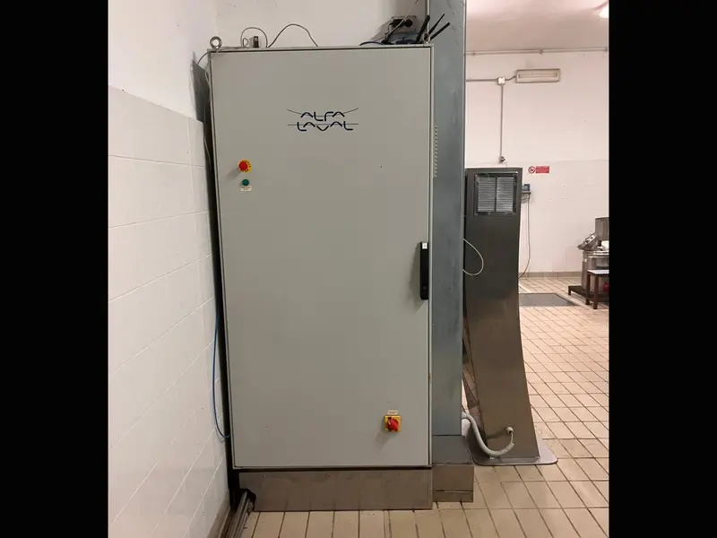 Photo #12 of Used Line for oil production ALFALAVAL up to 1500 kg/h