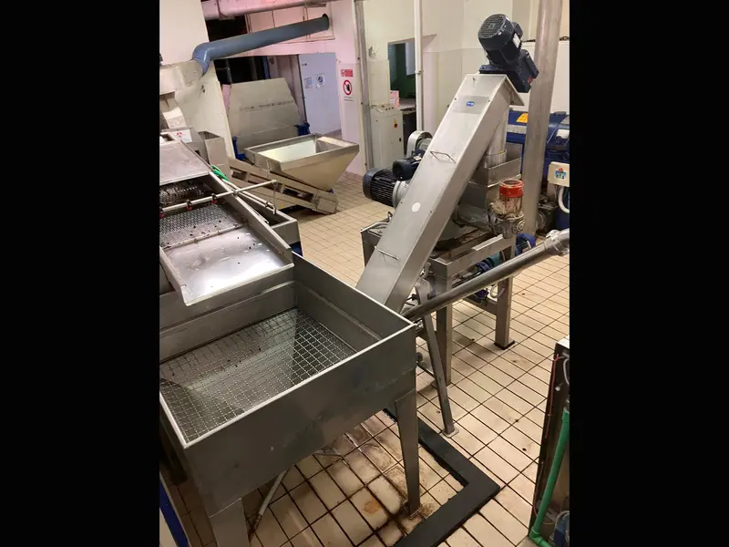 Photo #14 of Used Line for oil production ALFALAVAL up to 1500 kg/h