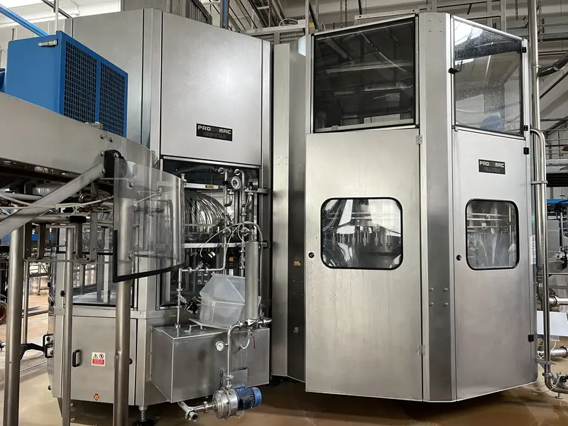 Photo #3 of Used bottling line PROCOMAC for still and sparkling water up to 12000 bph