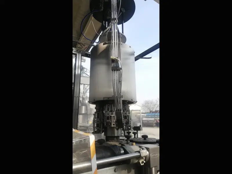 Photo #4 of Used capping Machine BERTOLASO for aluminium screw caps up to 9000 bph