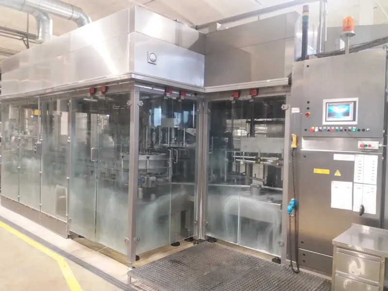 Photo #1 of Used filling Monoblock Simonazzi Eurostar 50-70-10k year 2006 18000 bph for CSD